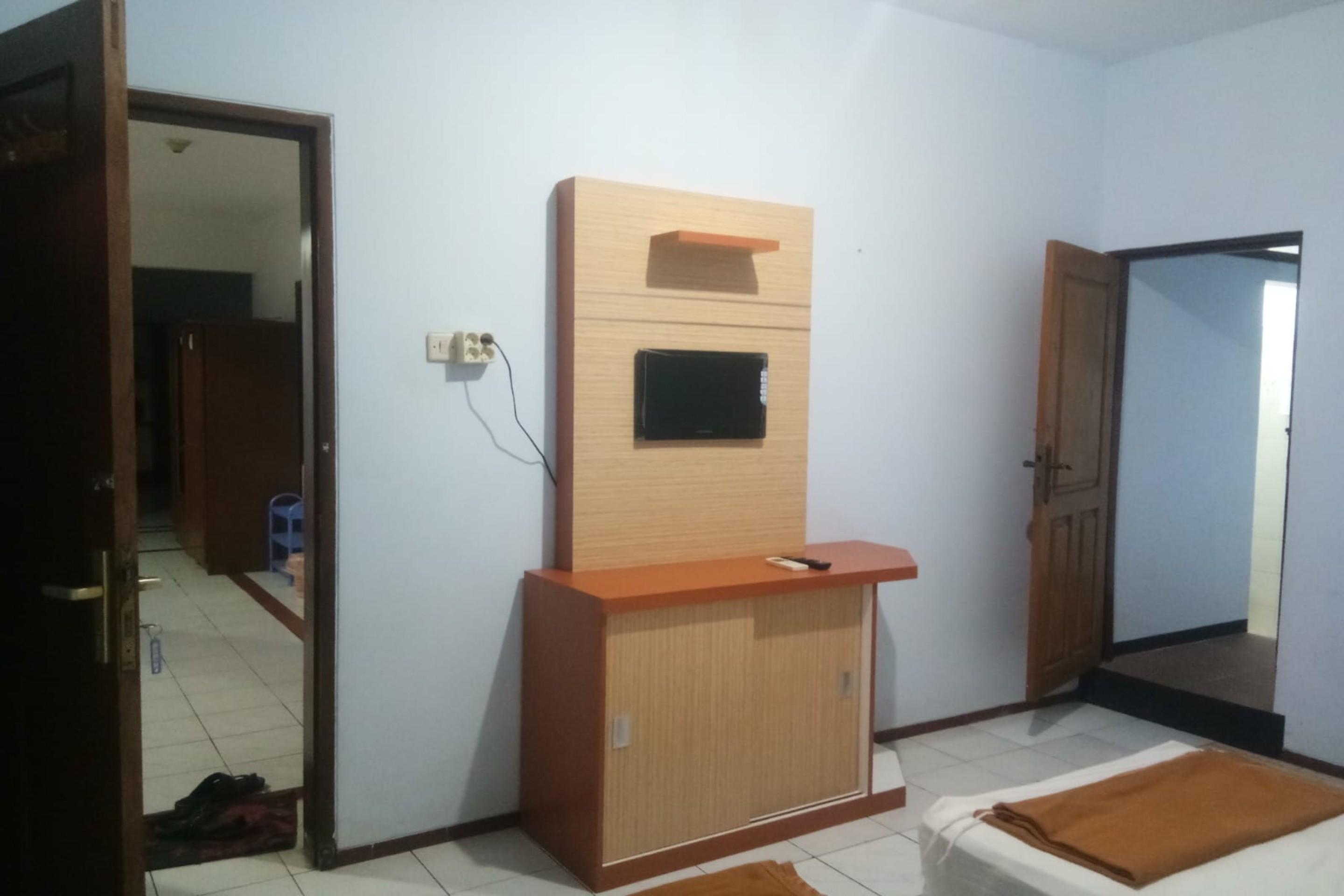 Oyo 2240 Simpang Tujuh Residence Kudus Dış mekan fotoğraf