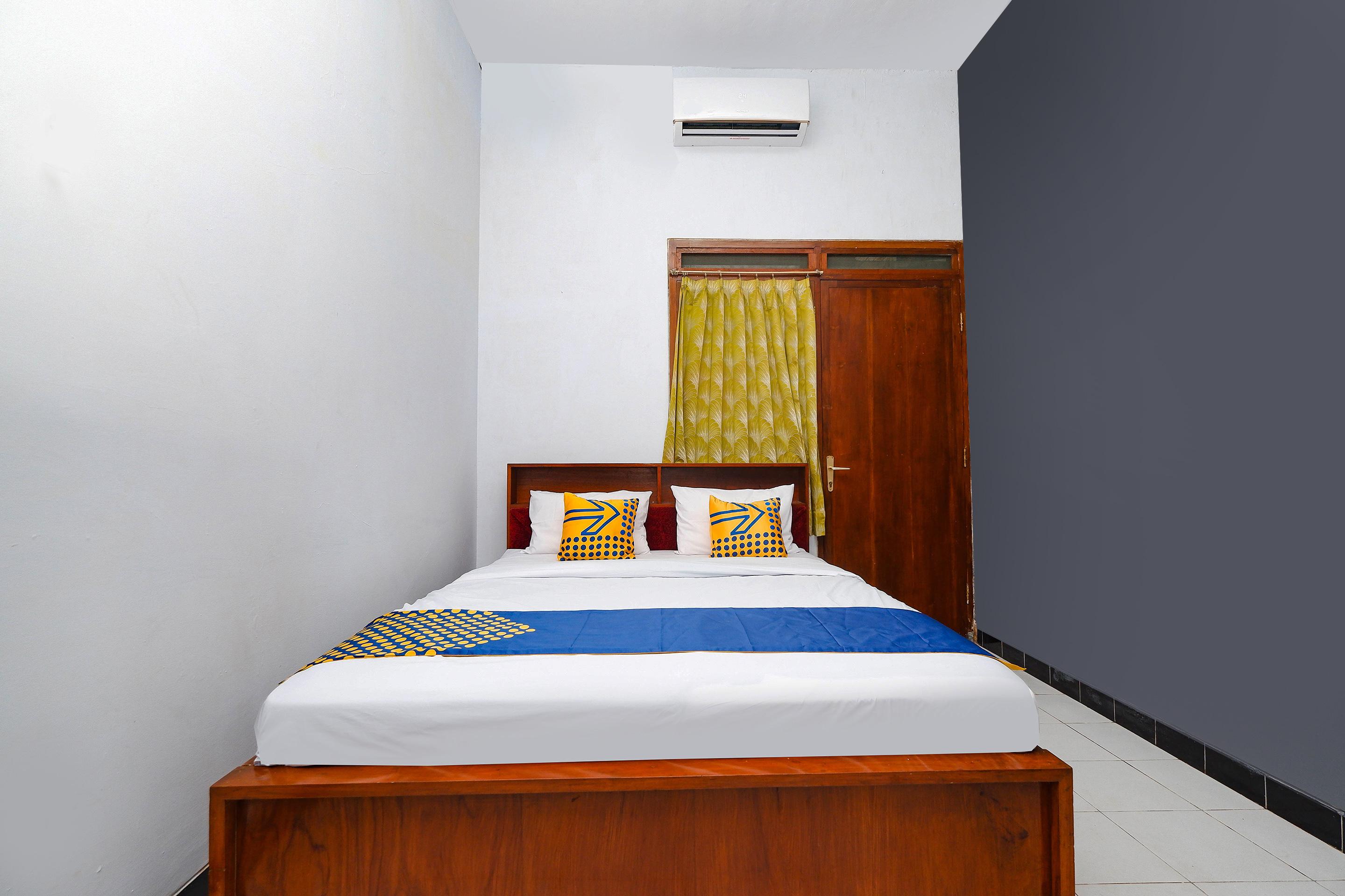 Oyo 2240 Simpang Tujuh Residence Kudus Dış mekan fotoğraf