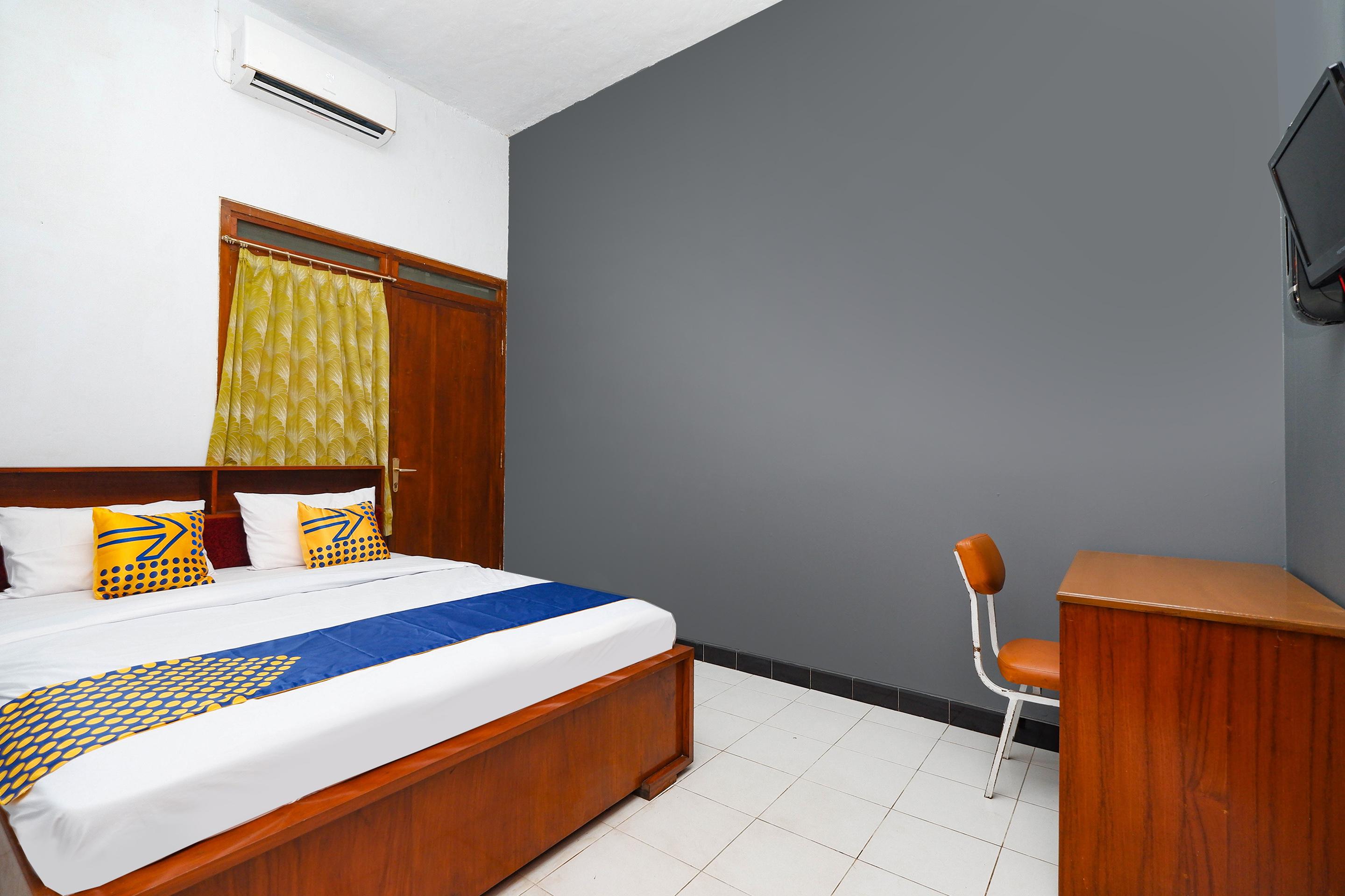 Oyo 2240 Simpang Tujuh Residence Kudus Dış mekan fotoğraf