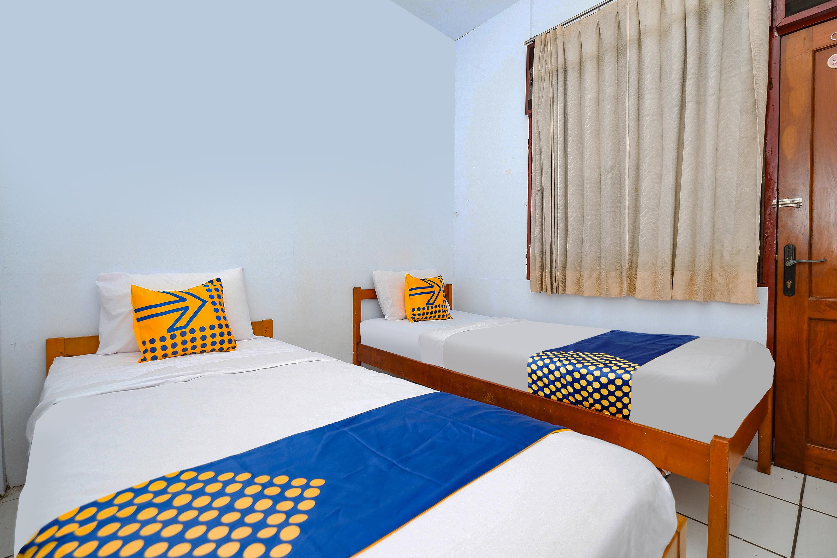 Oyo 2240 Simpang Tujuh Residence Kudus Dış mekan fotoğraf