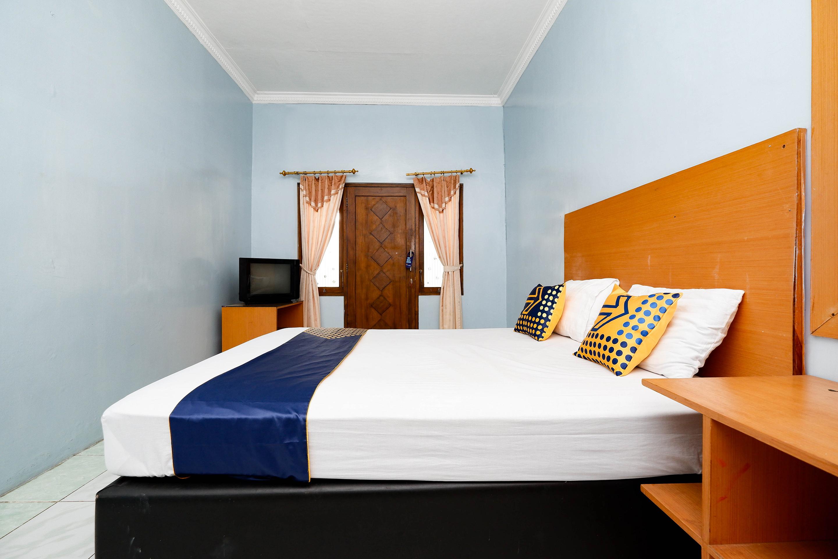 Oyo 2240 Simpang Tujuh Residence Kudus Dış mekan fotoğraf