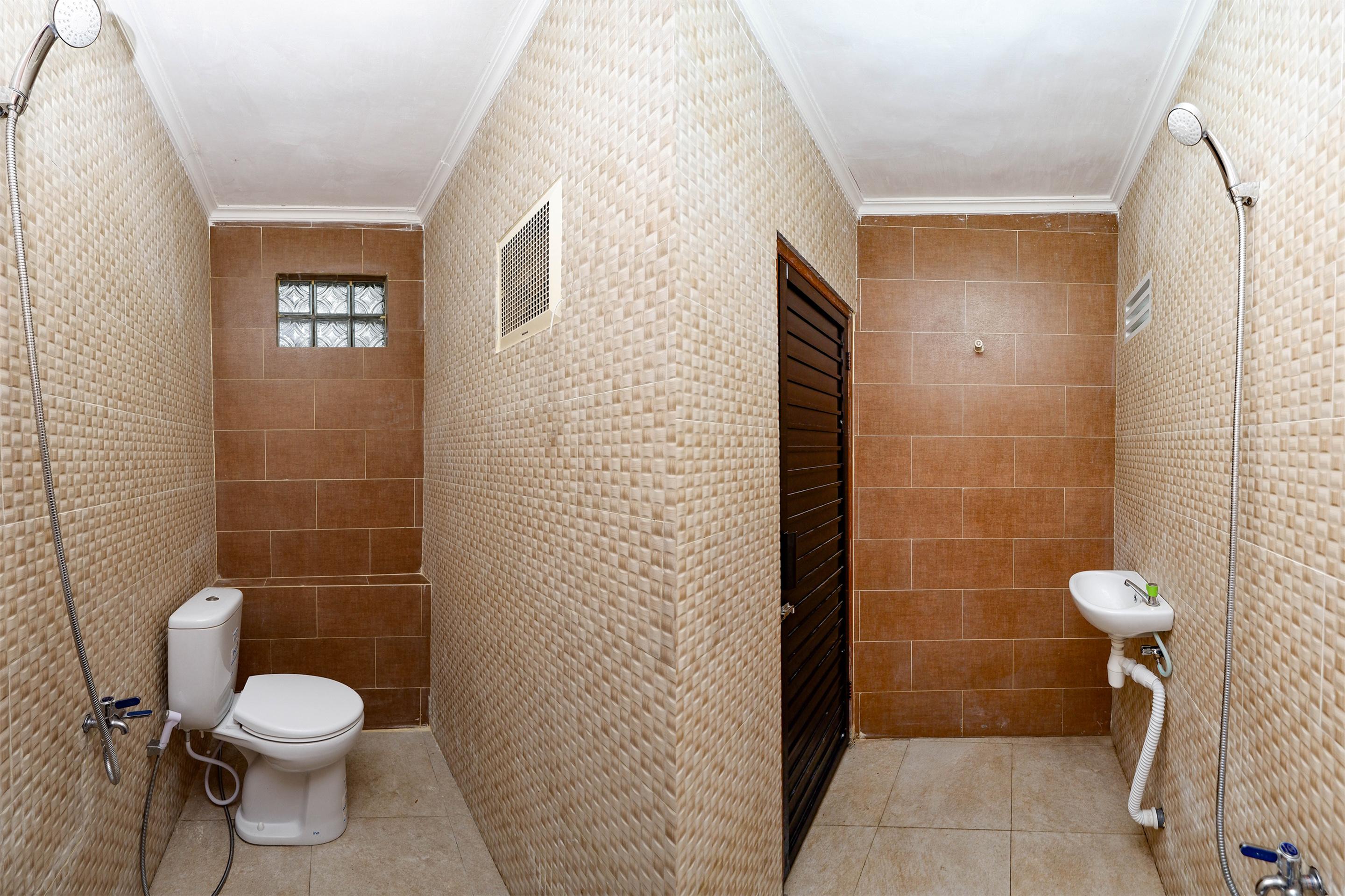Oyo 2240 Simpang Tujuh Residence Kudus Dış mekan fotoğraf