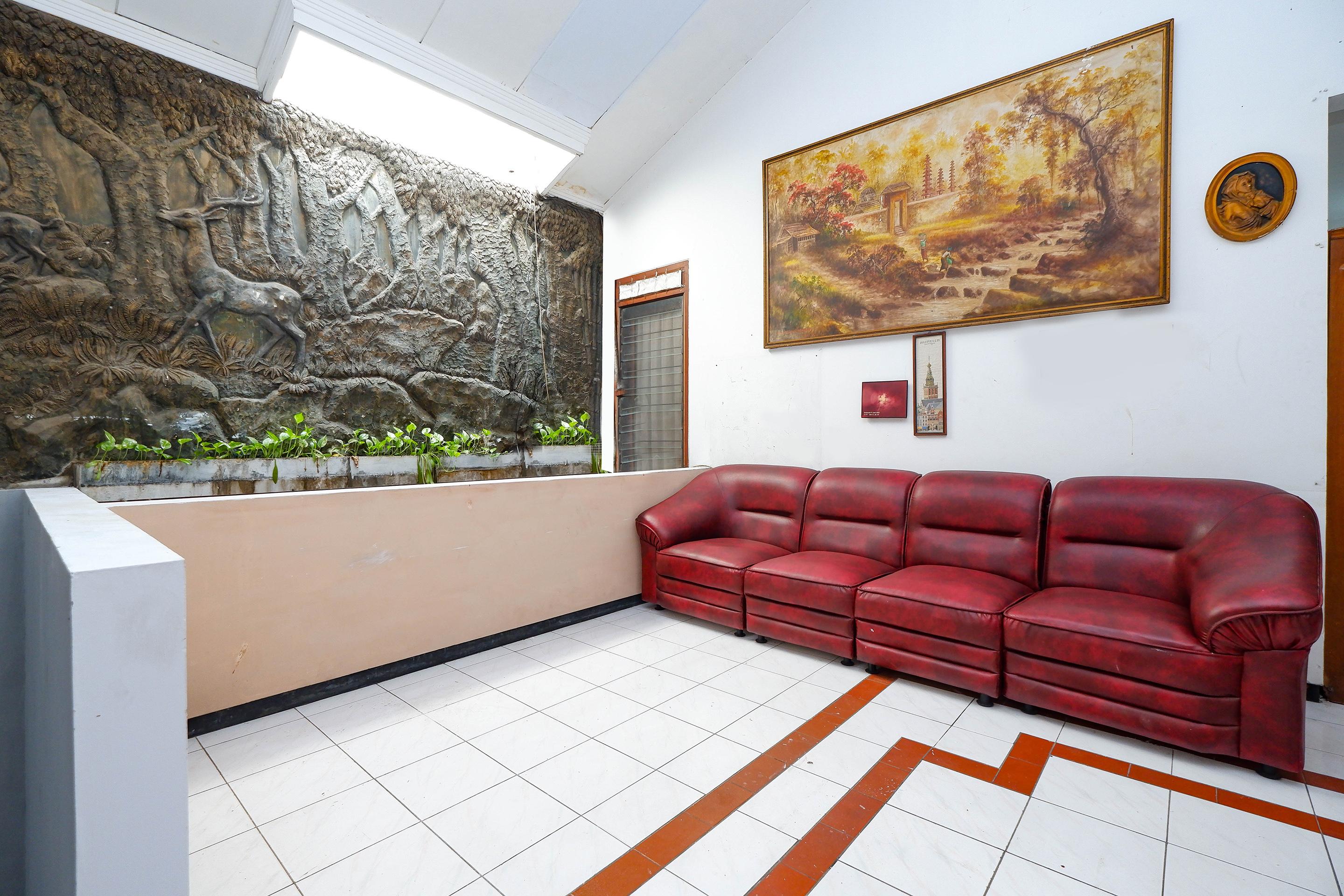 Oyo 2240 Simpang Tujuh Residence Kudus Dış mekan fotoğraf